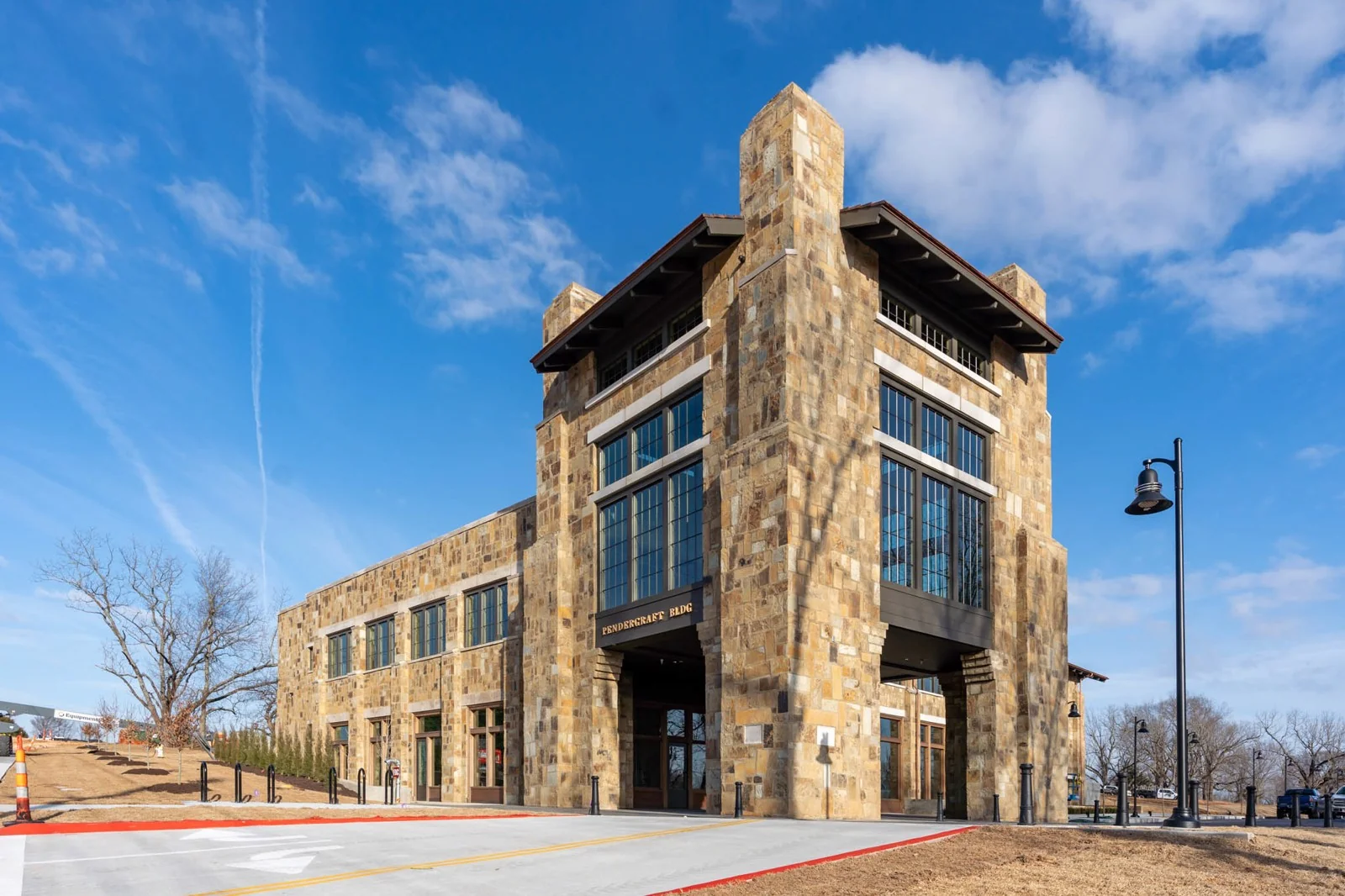 Pendergraft Building — Lease in Fayetteville, AR, photo 1 of 8