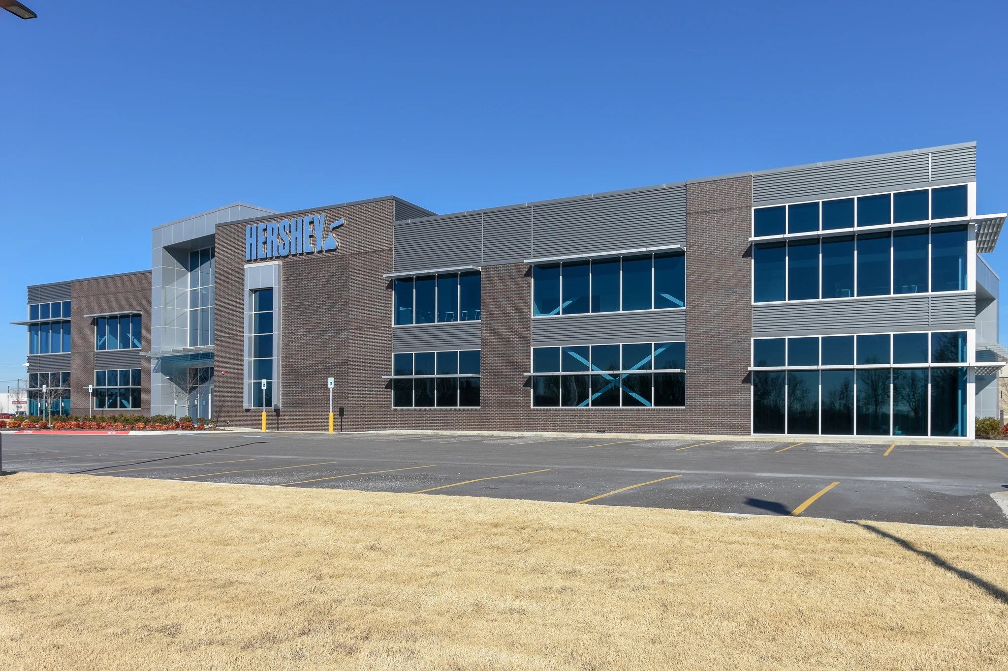 Fountain Plaza Office — Lease in Bentonville, AR, photo 2 of 2