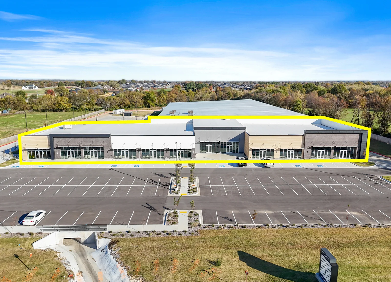 Tontitown Plaza - Retail — Lease in Springdale, AR, photo 3 of 8