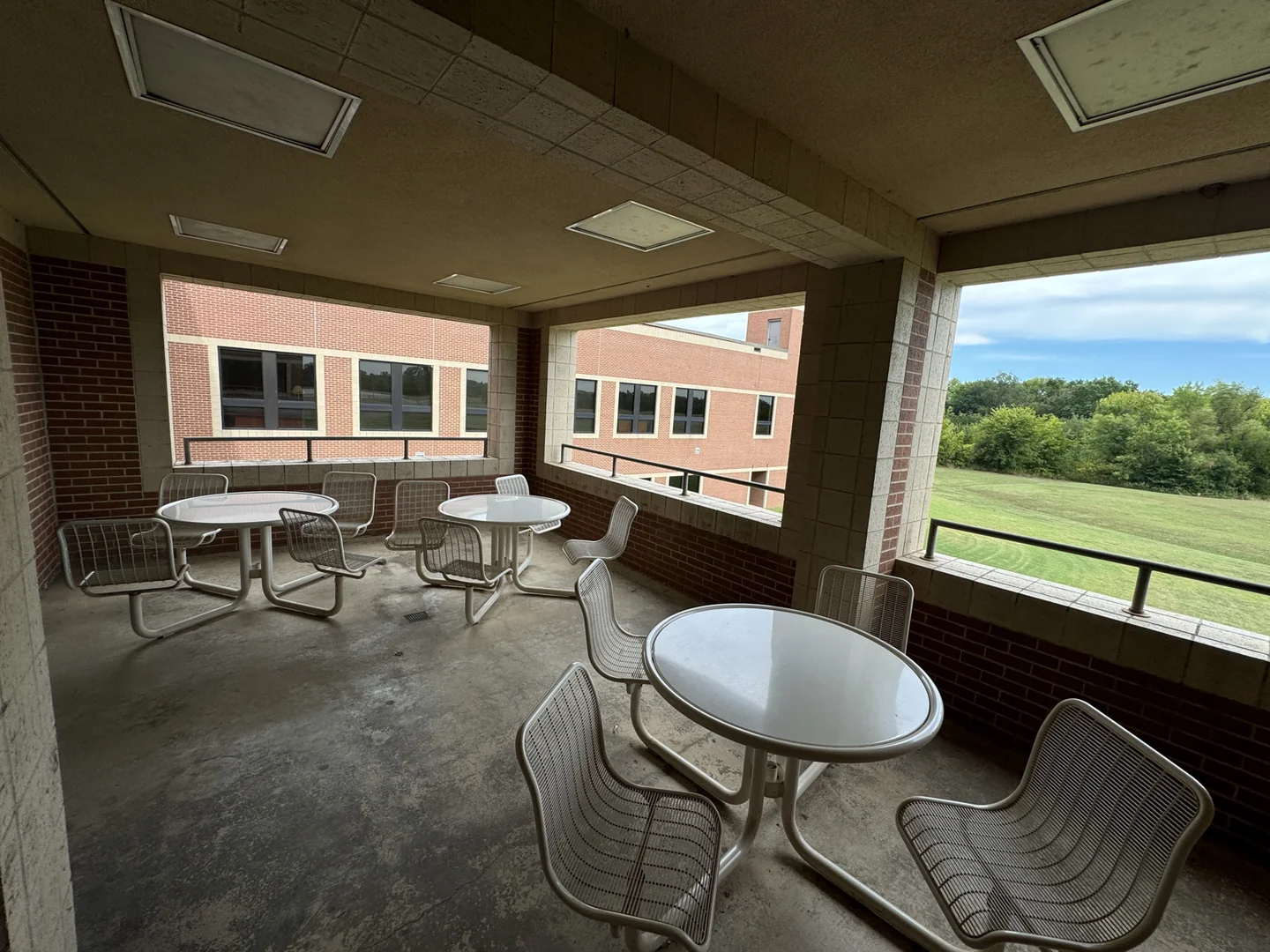Office in Van Buren, AR - photo 8 - Van Buren, AR