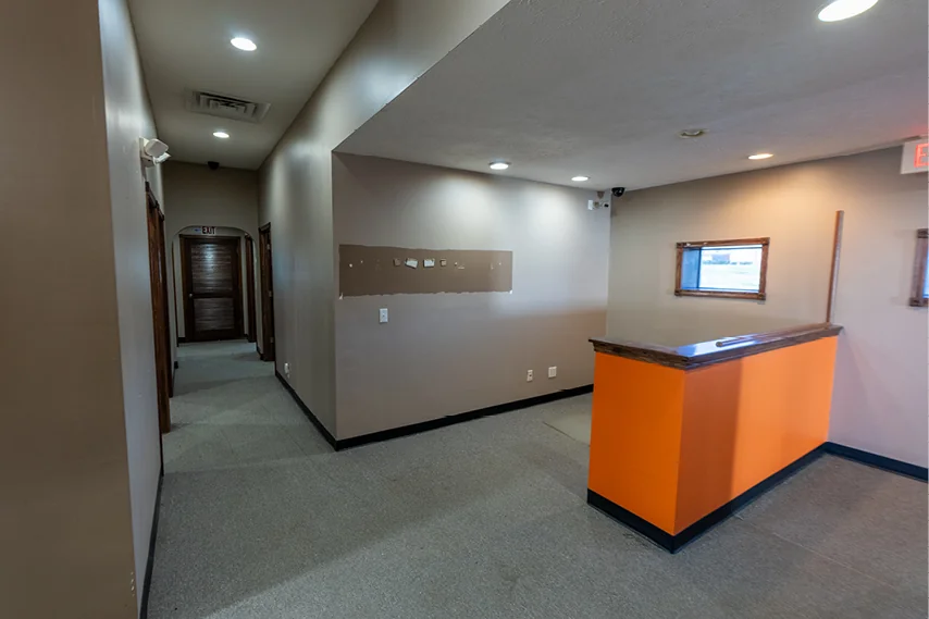 Rate Reduction - Retail / Flex Space For Lease - photo 2 - Bellevue, NE