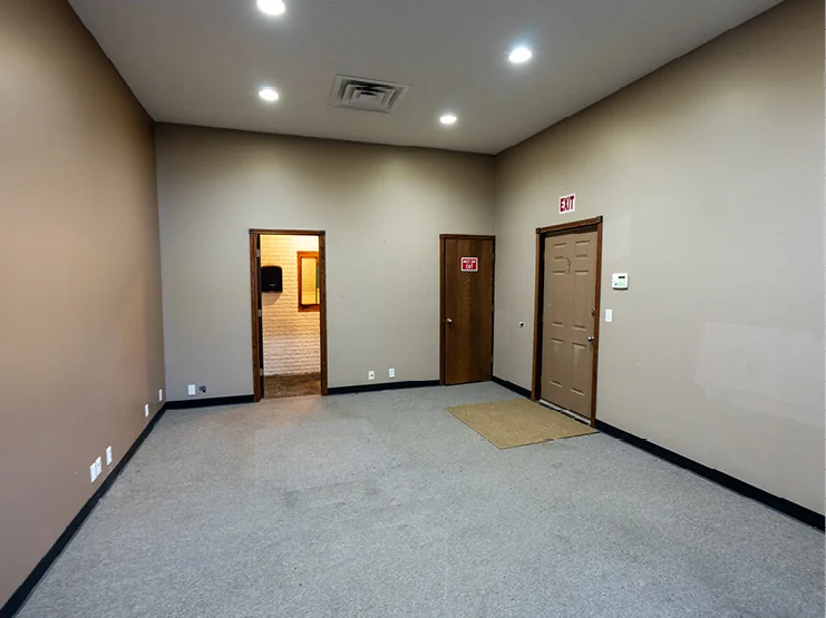 Rate Reduction - Retail / Flex Space For Lease - photo 4 - Bellevue, NE