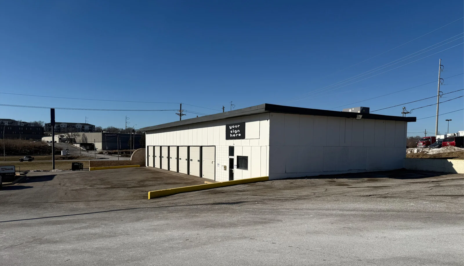 Service garage located in Southroads Technology Park — Sale in Bellevue, NE, photo 8 of 8