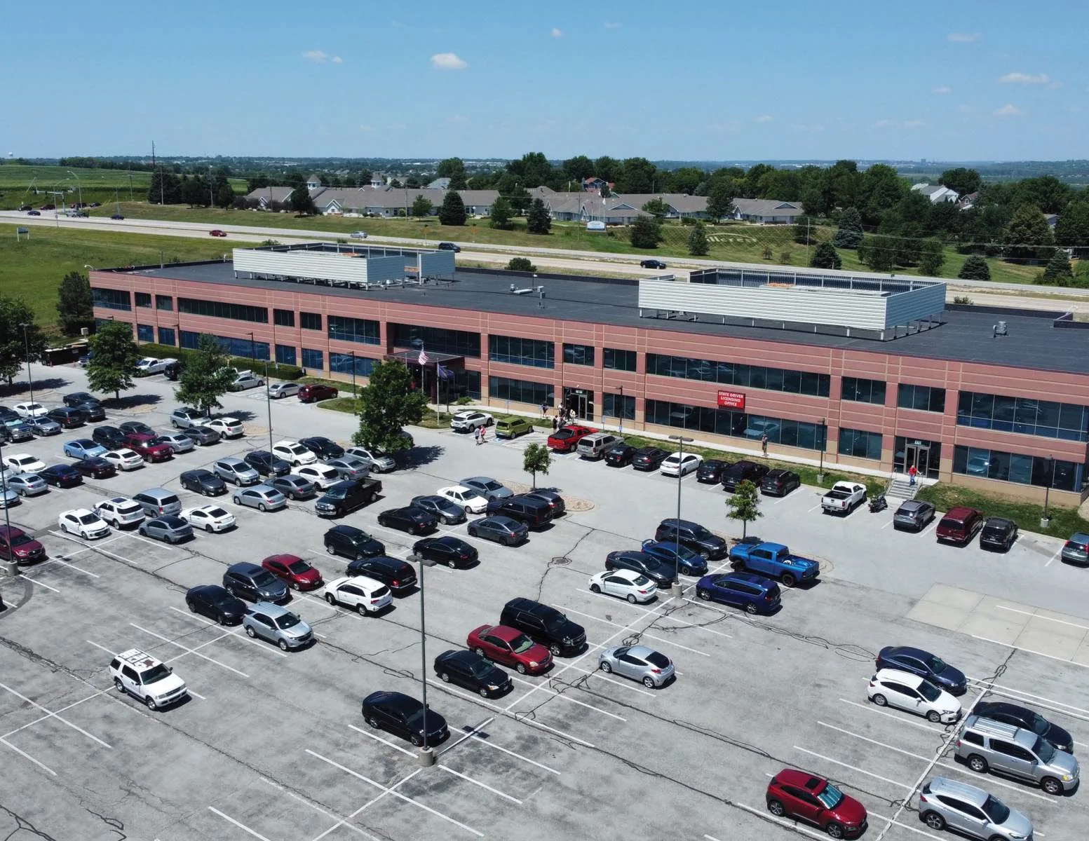 Office in Bellevue, NE - photo 3 - Bellevue, NE