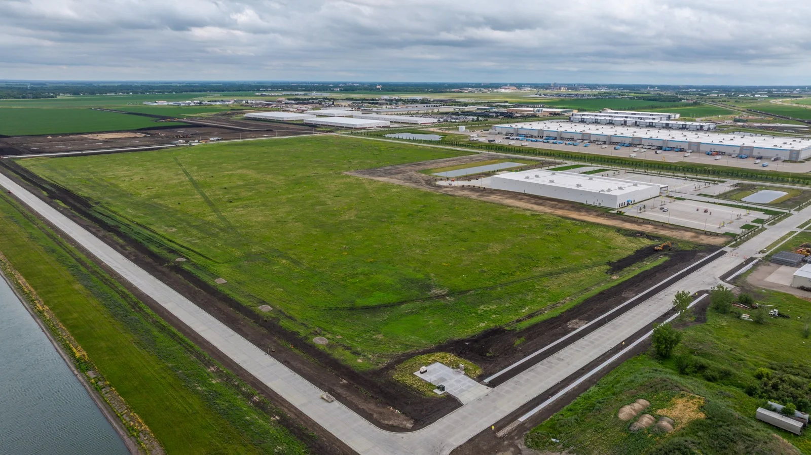 Dakota Commerce Center North - industrial for sale in fargo, ND