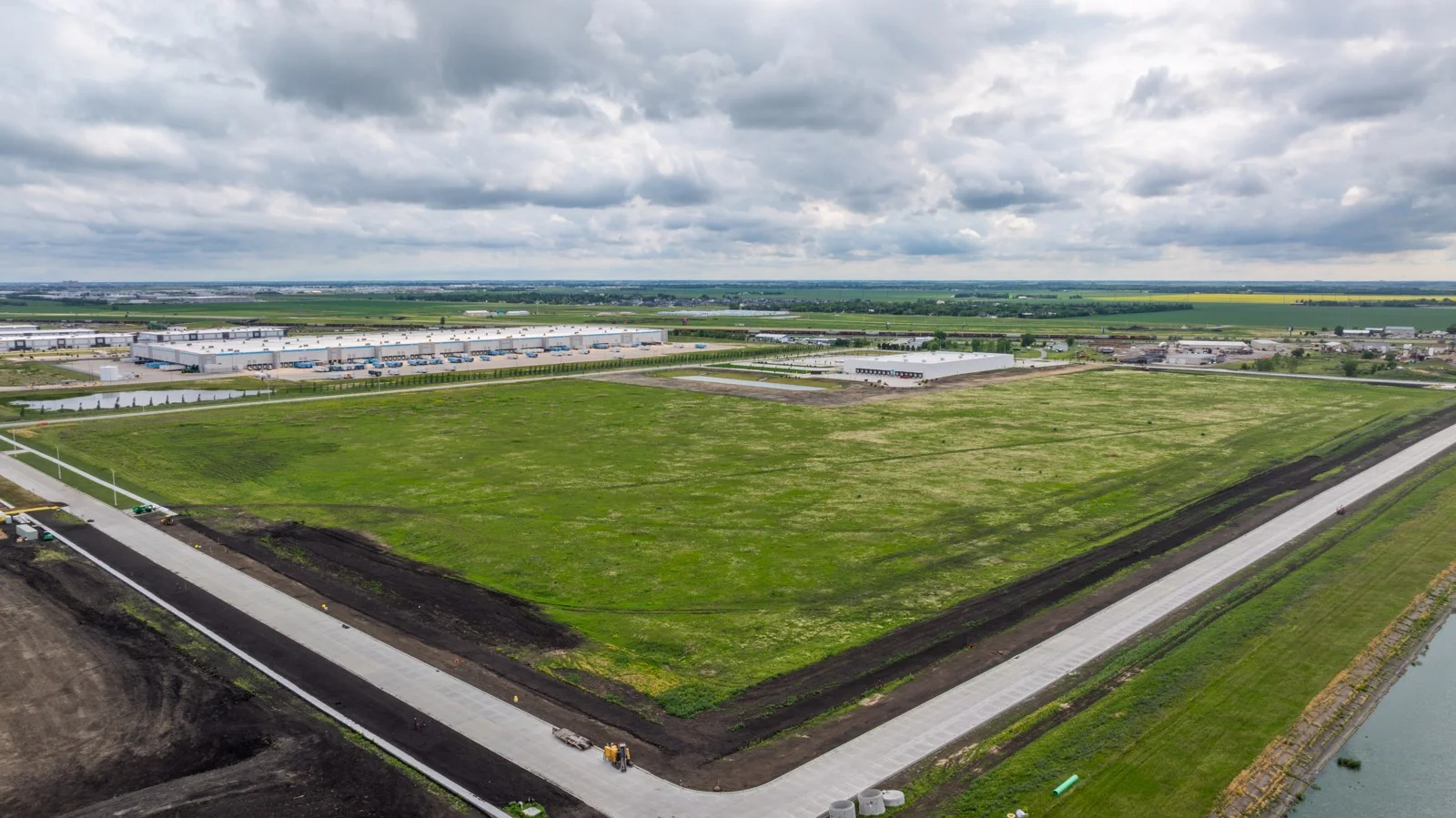 Dakota Commerce Center North — Sale in Fargo, ND, photo 3 of 5