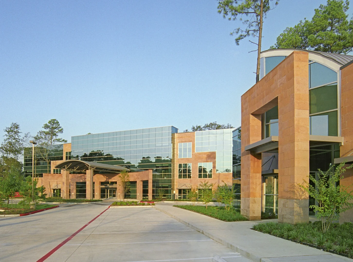 Pinecroft III - photo 2 - The Woodlands, TX