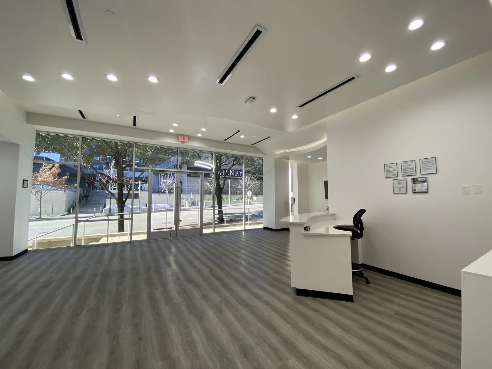 Gables Park 17 - Ground Level Retail - photo 1 - Dallas, TX