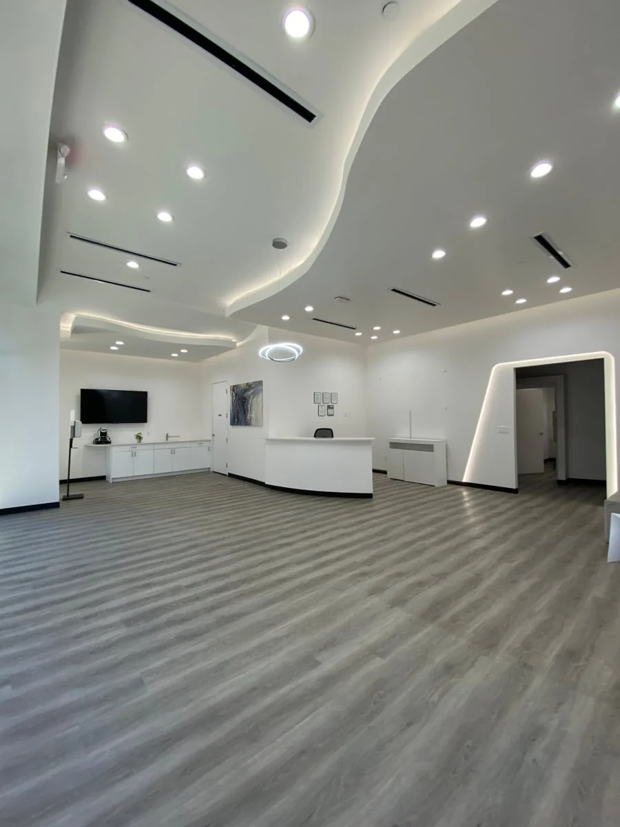 Gables Park 17 - Ground Level Retail - photo 2 - Dallas, TX