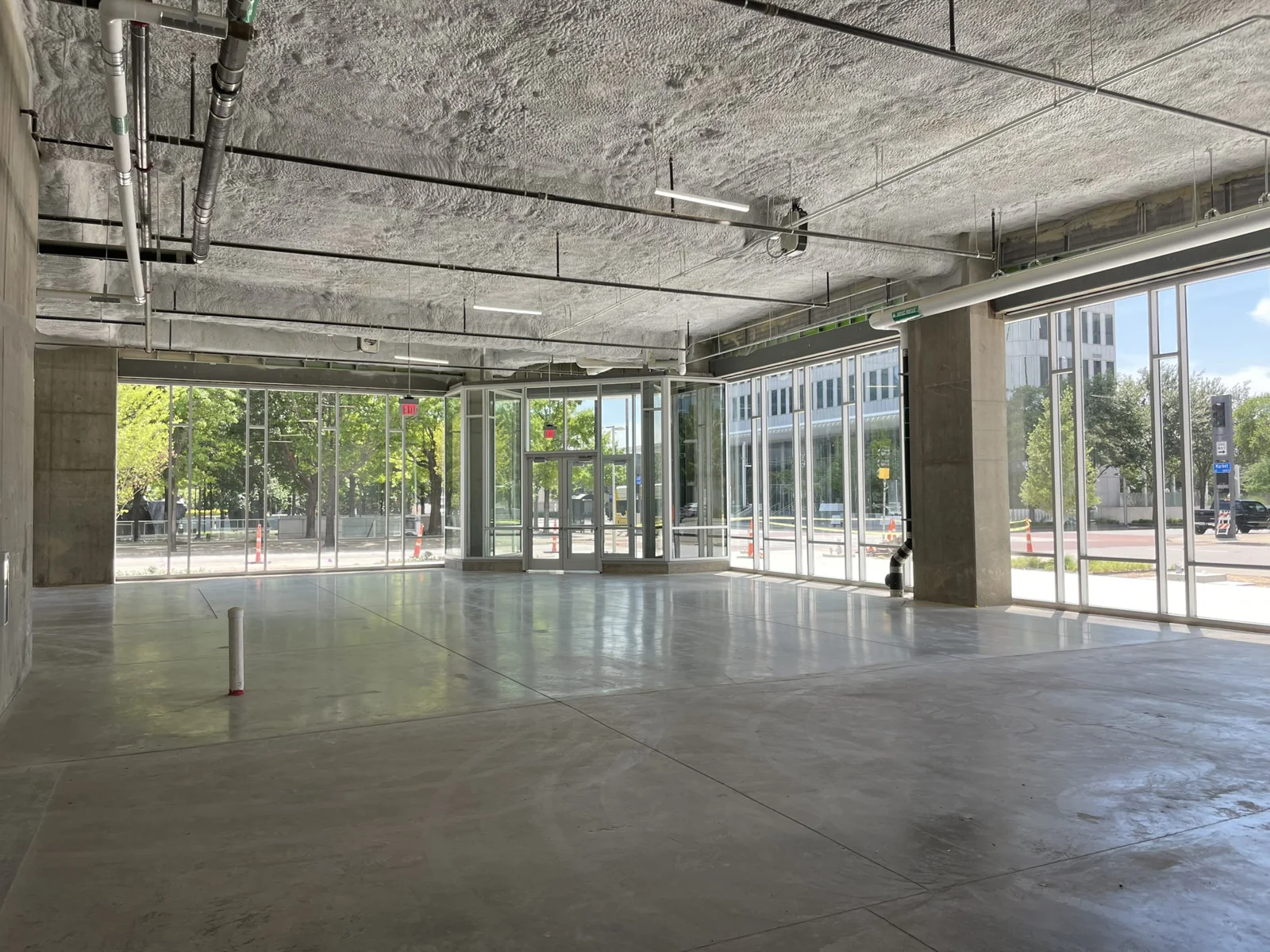 700 Jackson St - photo 4 - Dallas, TX