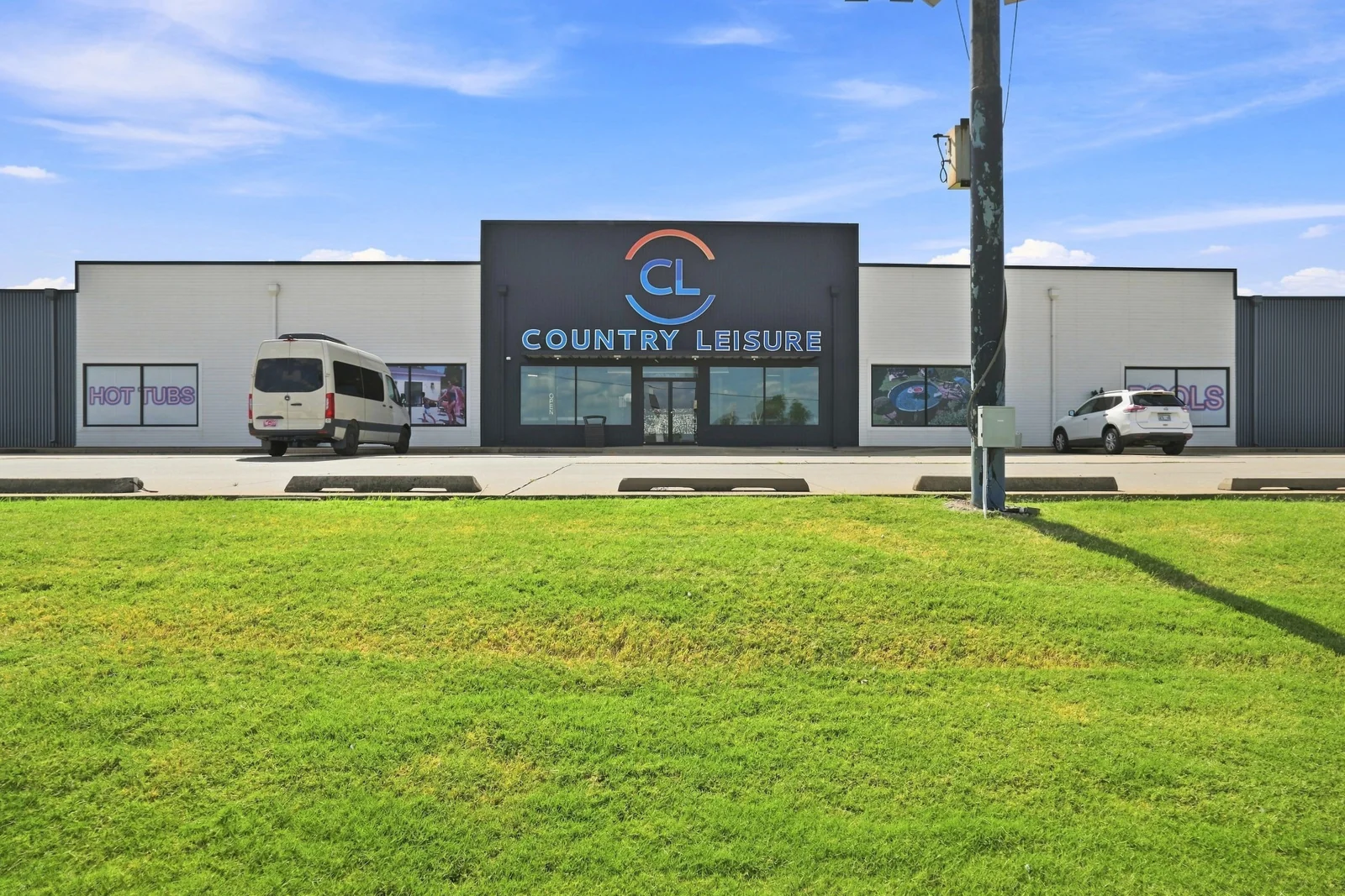 Industrial in Moore, OK — Sale in Moore, OK, photo 2 of 8
