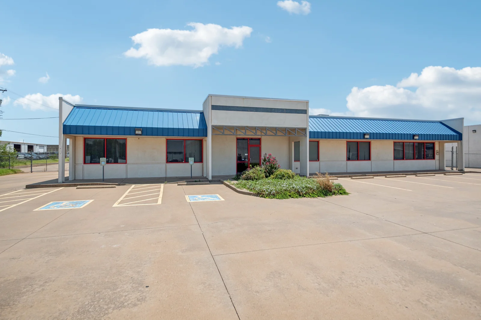 Industrial in Oklahoma City, OK — Sale in Oklahoma City, OK, photo 1 of 8