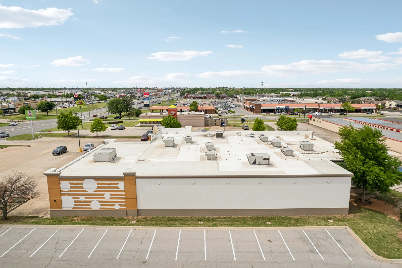 6817 Northwest Expy - photo 5 - Oklahoma City, OK