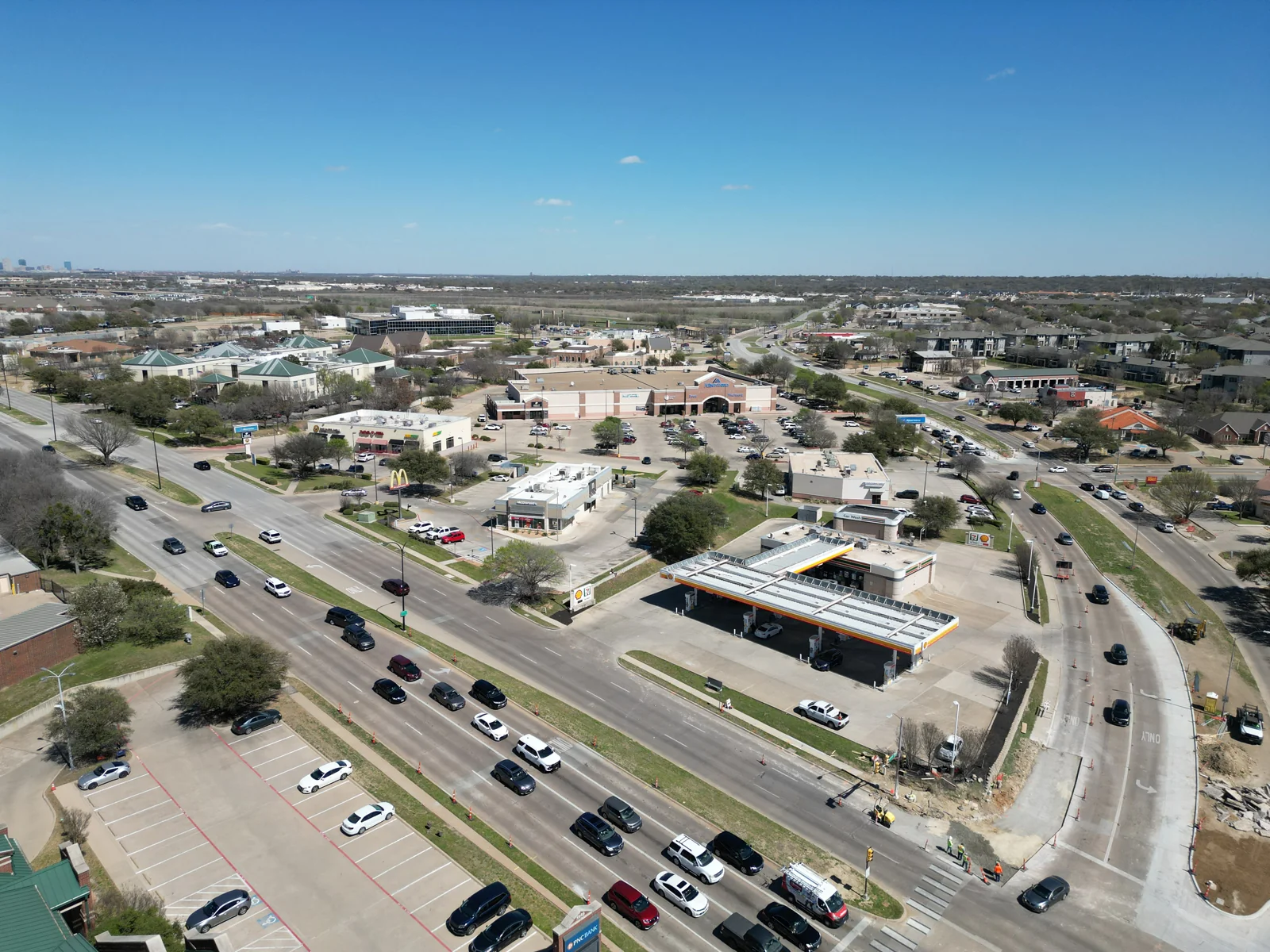 5811 Bryant Irvin - 1,400 SF - photo 4 - Fort Worth, TX