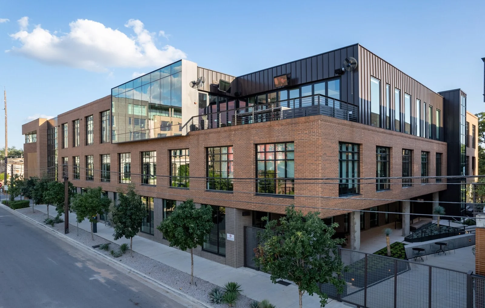 Foundry I - photo 1 - Austin, TX
