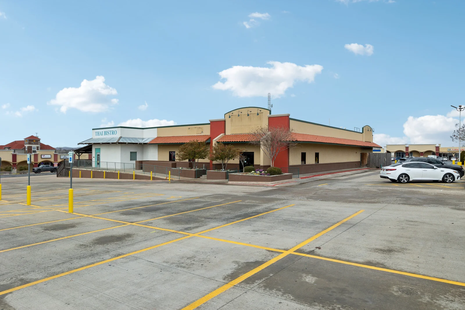 Retail in Lawton, OK — Lease in Lawton, OK, photo 5 of 6