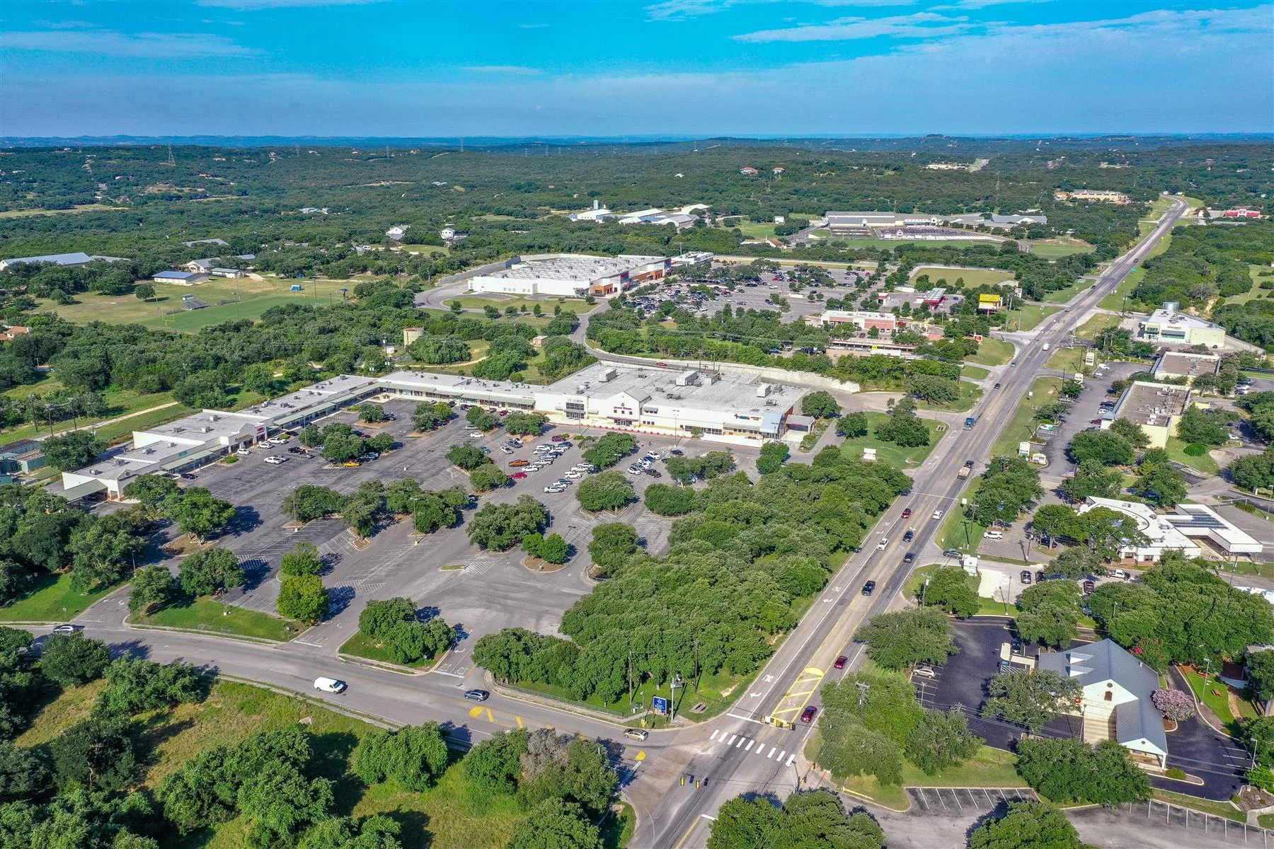 H-E-B Bulverde — Lease in Bulverde, TX, photo 2 of 2