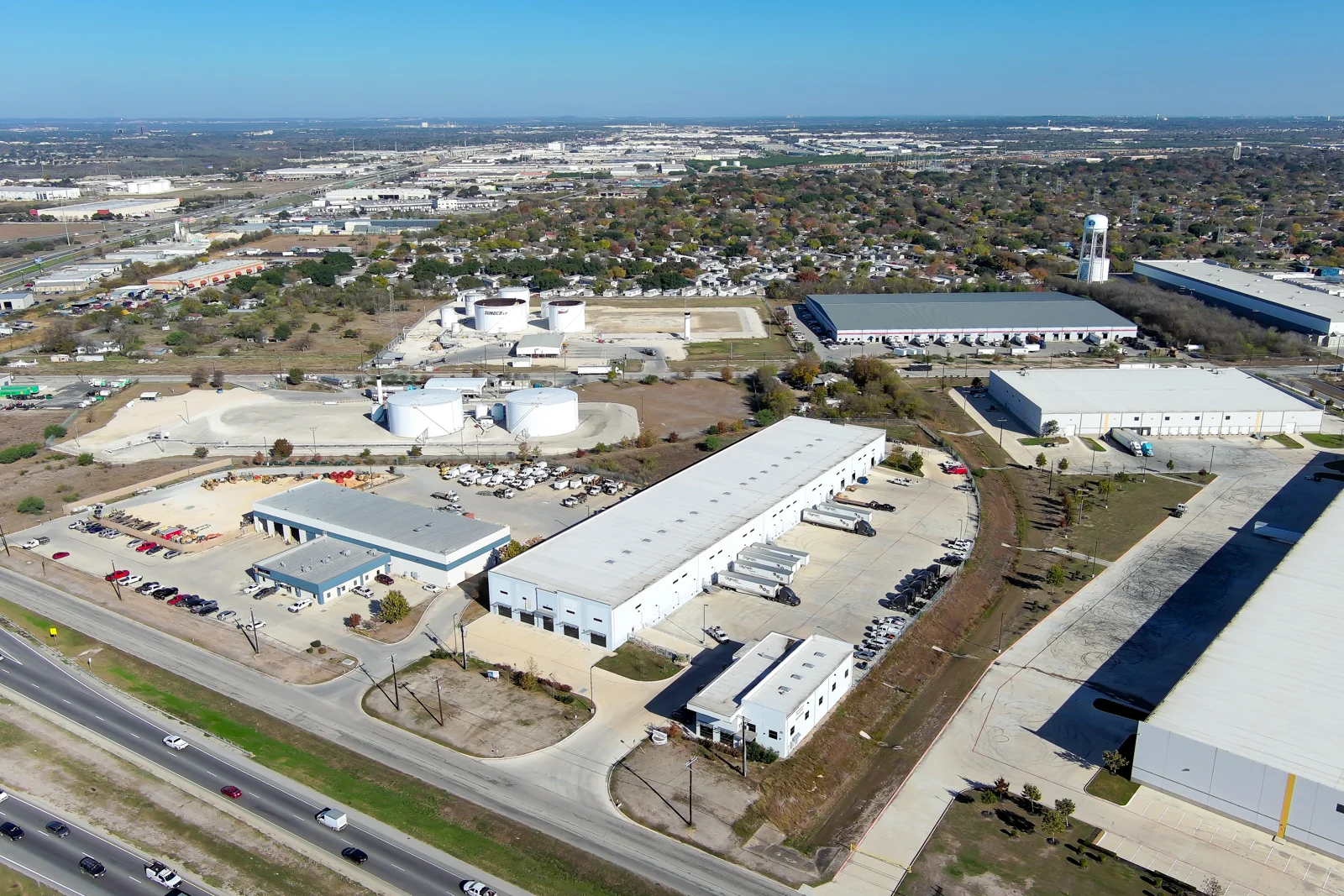 8106 NE Loop 410 - photo 1 - San Antonio, TX