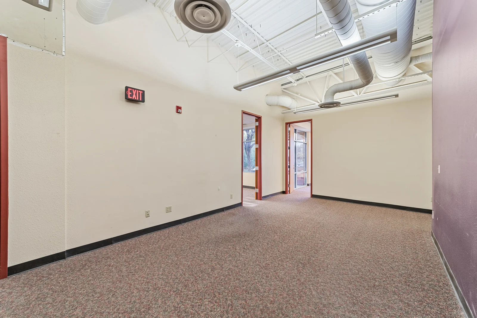 Wade Office Building - photo 4 - San Antonio, TX