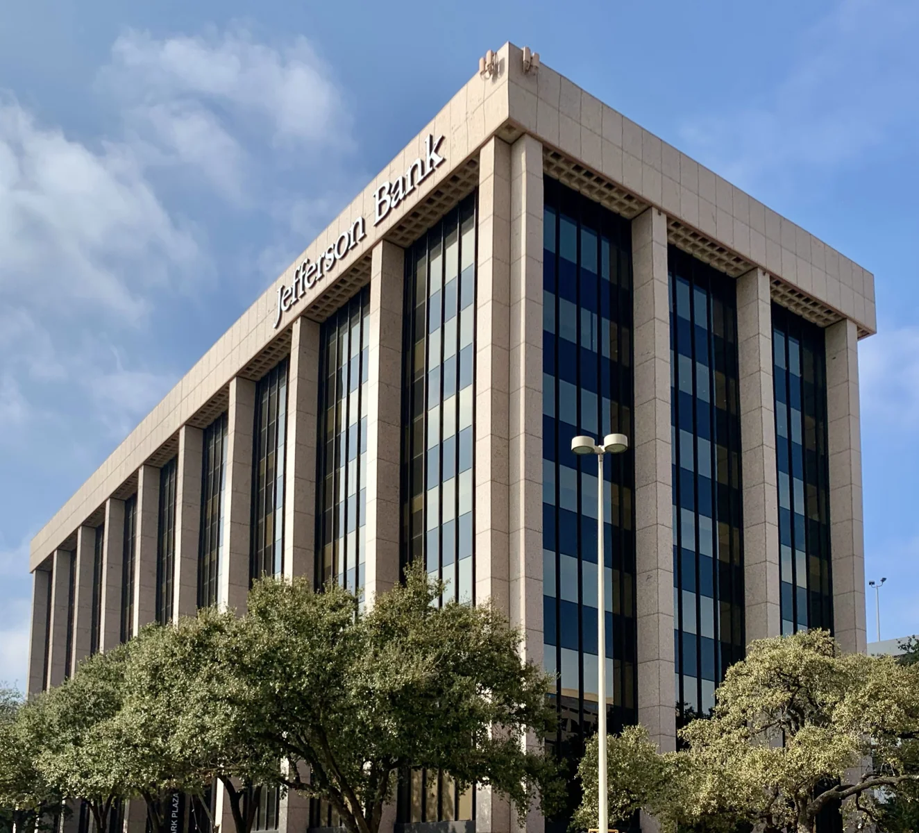 Travis Park Plaza