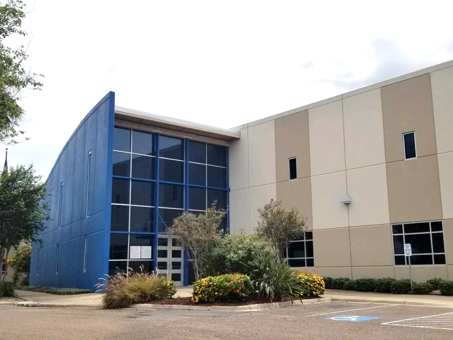 Executive Office at Sharyland Business Park — Lease in Mcallen, TX, photo 1 of 6