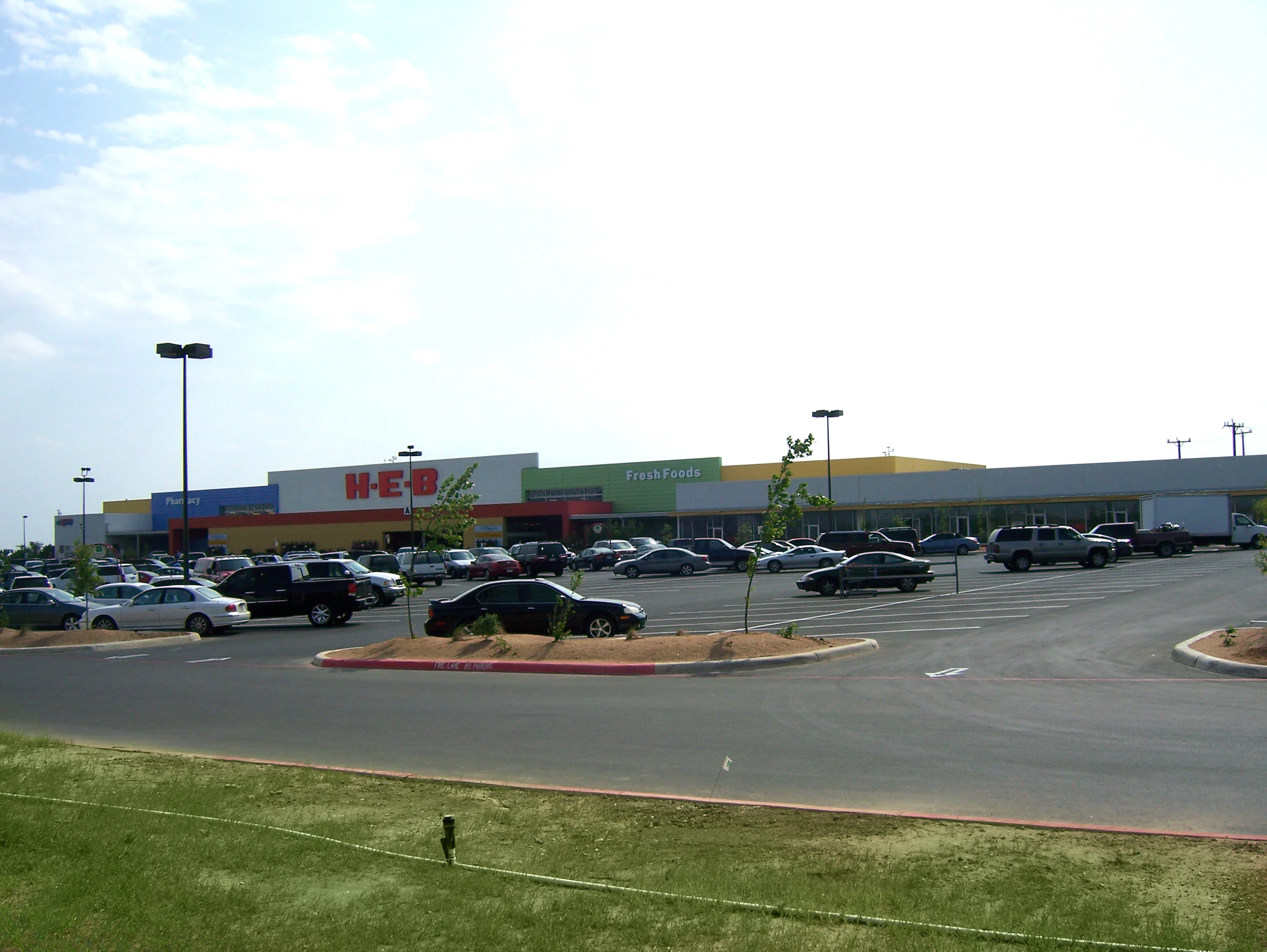H-E-B Babcock and Huebner — Lease in San Antonio, TX, photo 1 of 1