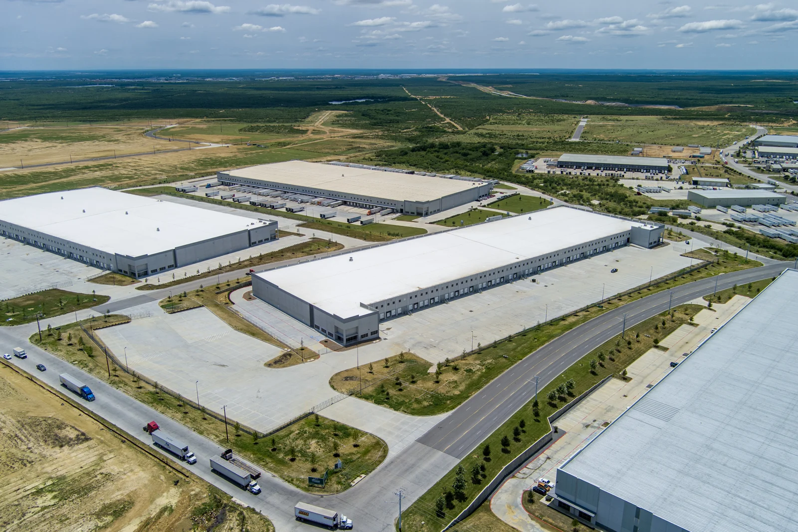 Laredo Logistics Center - Bldg. 3 — Lease in Laredo, TX, photo 3 of 3