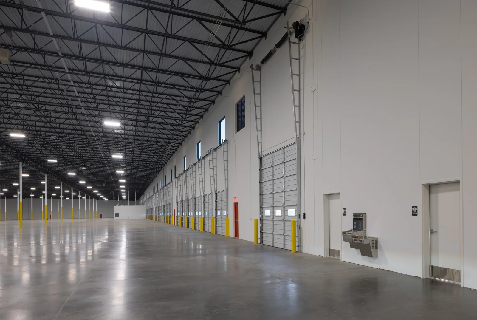 Sapphire Industrial Park — Lease in Laredo, TX, photo 5 of 6
