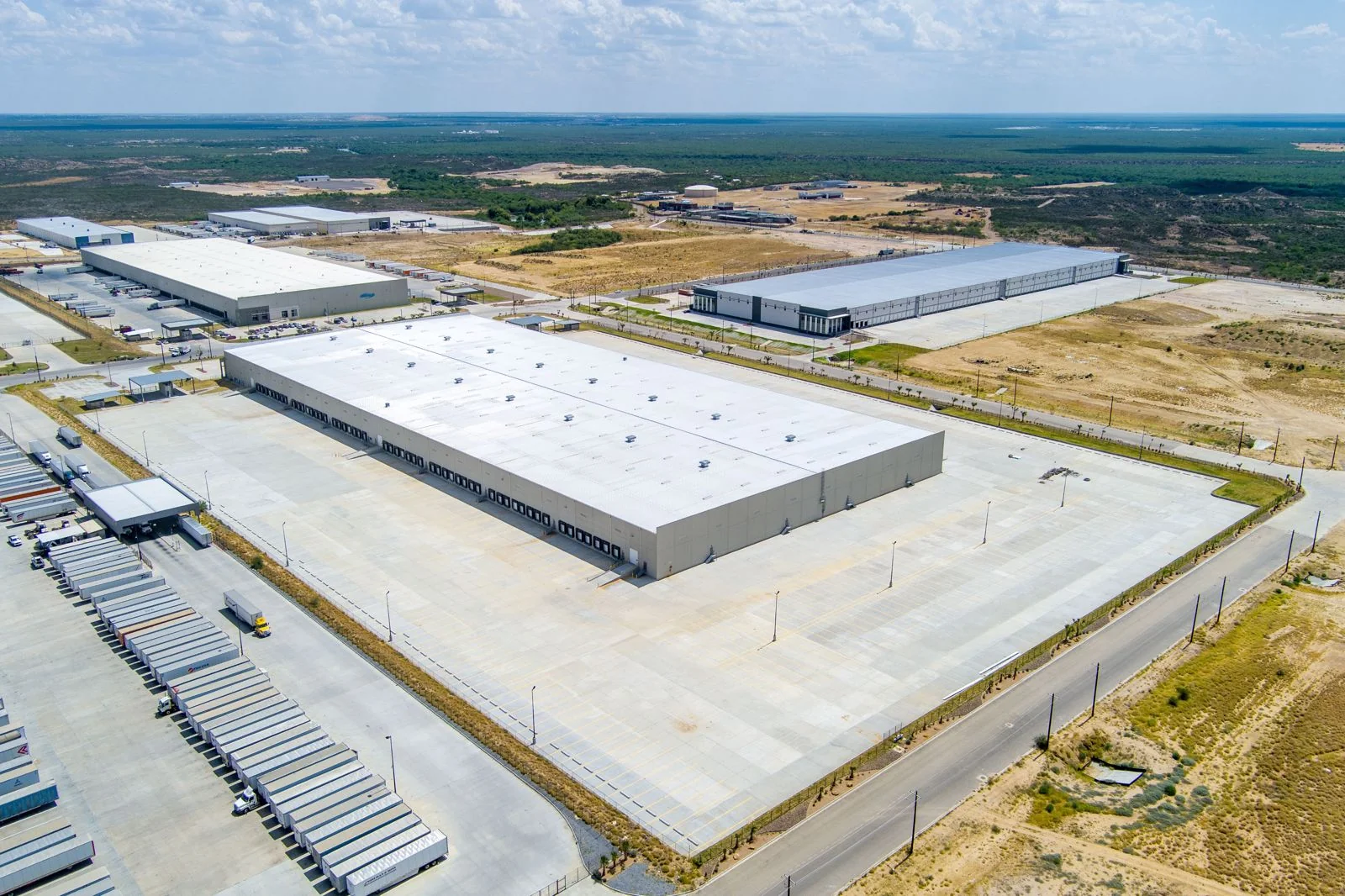 Tailwind IV Laredo at Pinnacle Industrial Park — Lease in Laredo, TX, photo 4 of 8