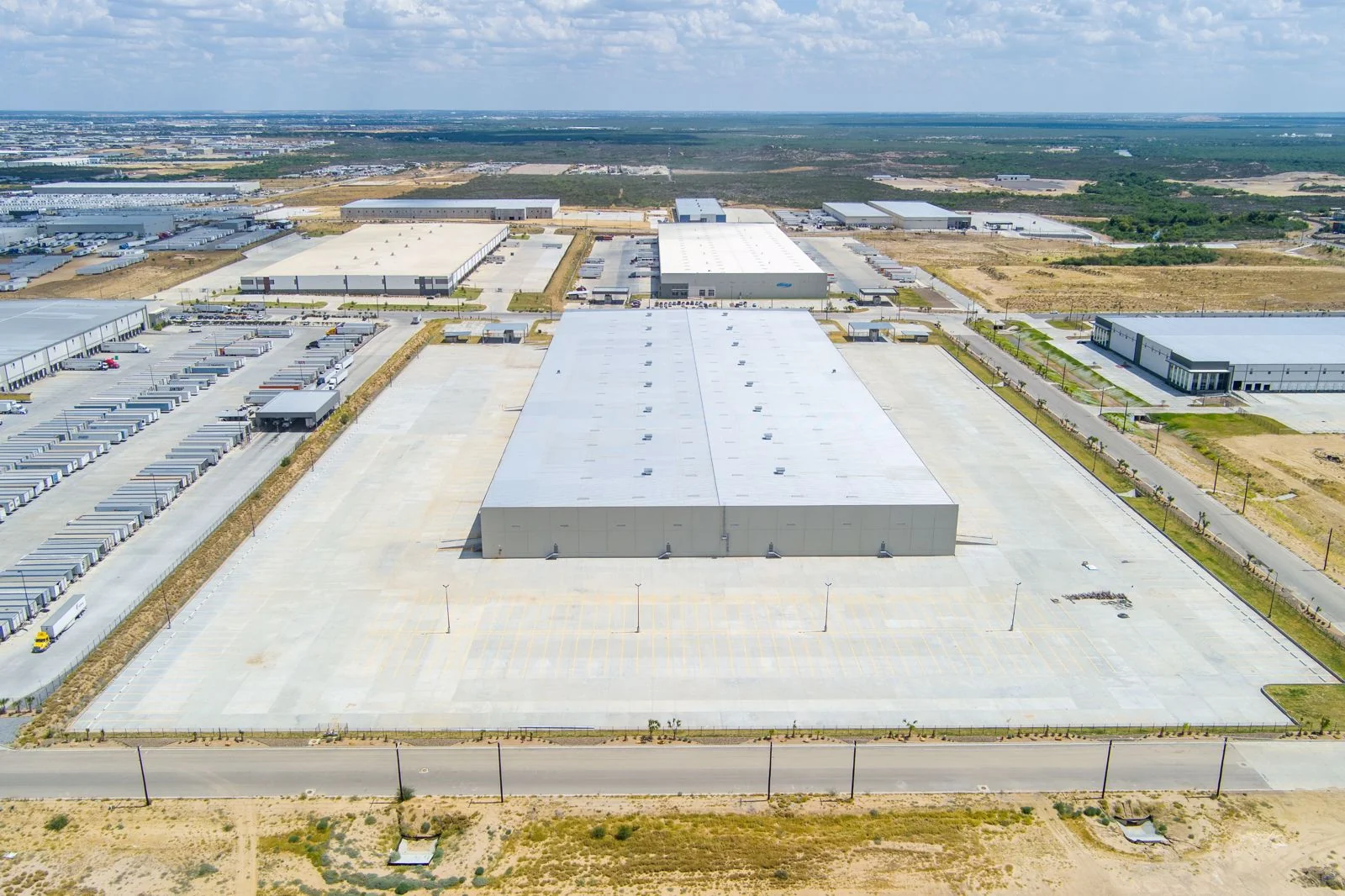 Tailwind IV Laredo at Pinnacle Industrial Park — Lease in Laredo, TX, photo 5 of 8