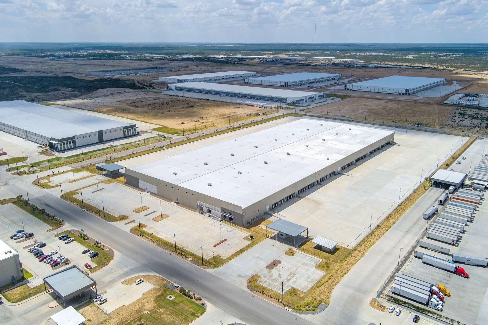 Tailwind IV Laredo at Pinnacle Industrial Park — Lease in Laredo, TX, photo 7 of 8