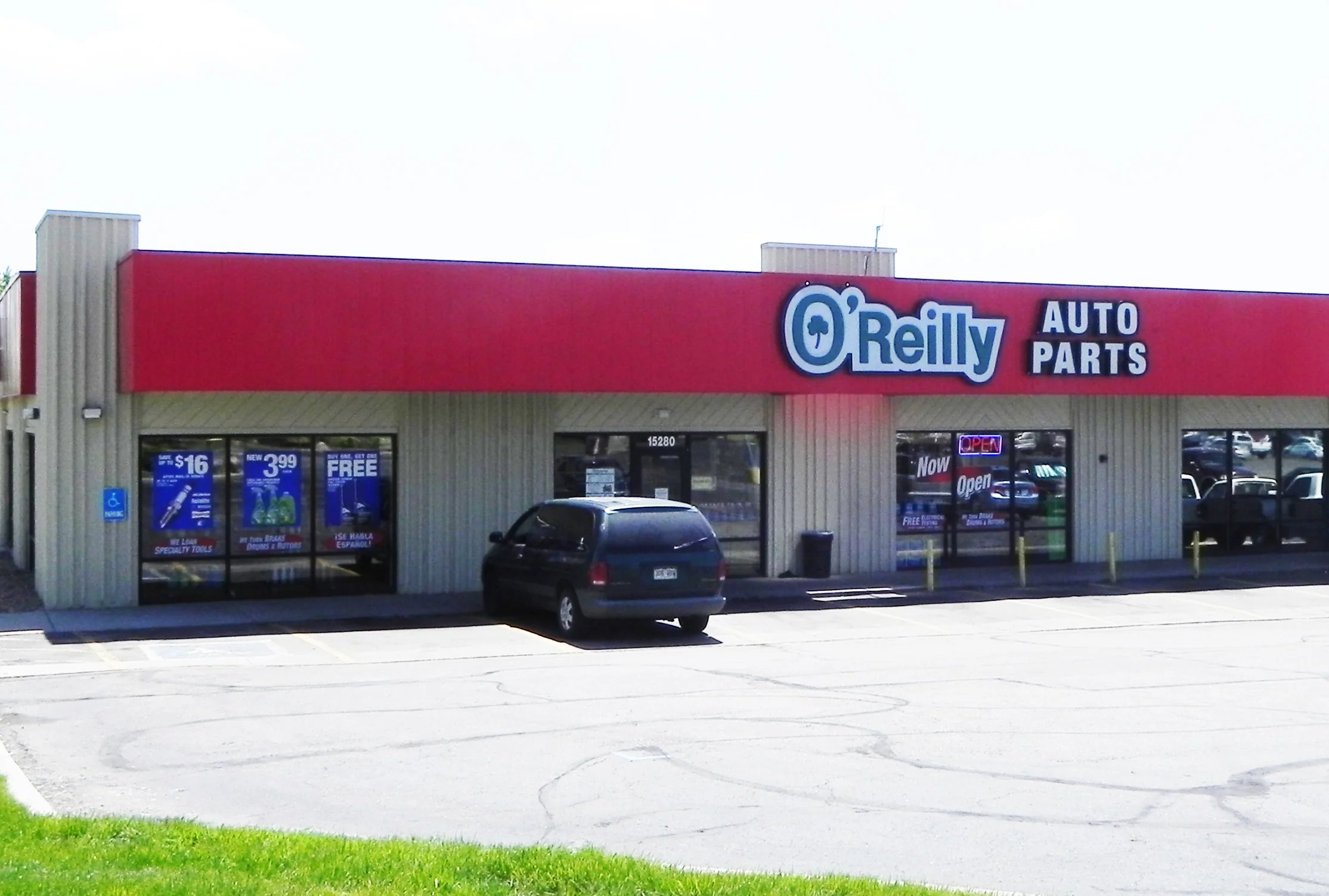 Chambers Centre — Lease in Aurora, CO, photo 1 of 2