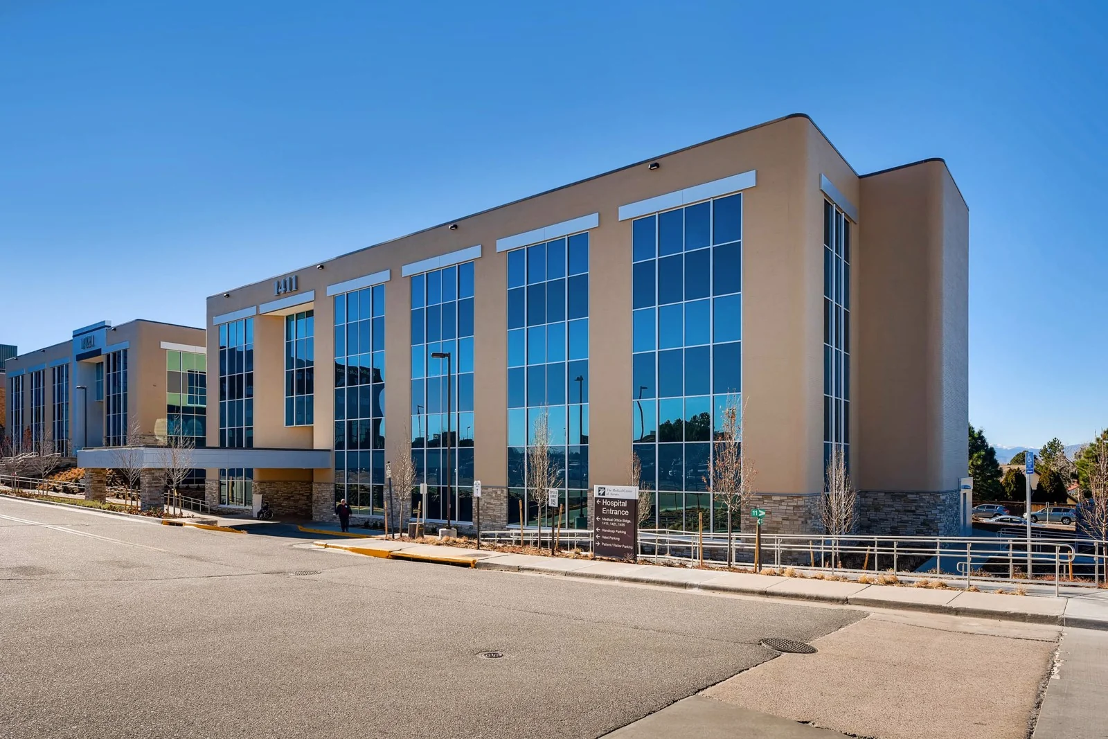Aurora Cherry Creek MOB — Lease in Aurora, CO, photo 2 of 3