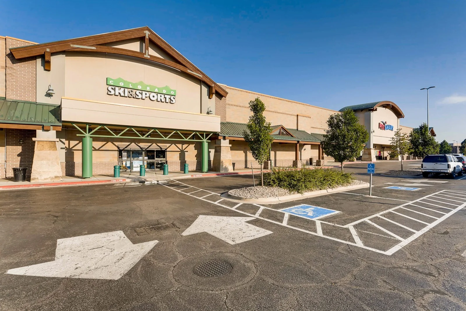 South Denver Marketplace — Lease in Lone Tree, CO, photo 6 of 8