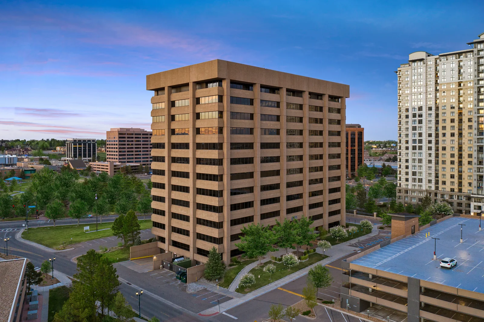4500 Cherry Creek - office in Glendale, CO