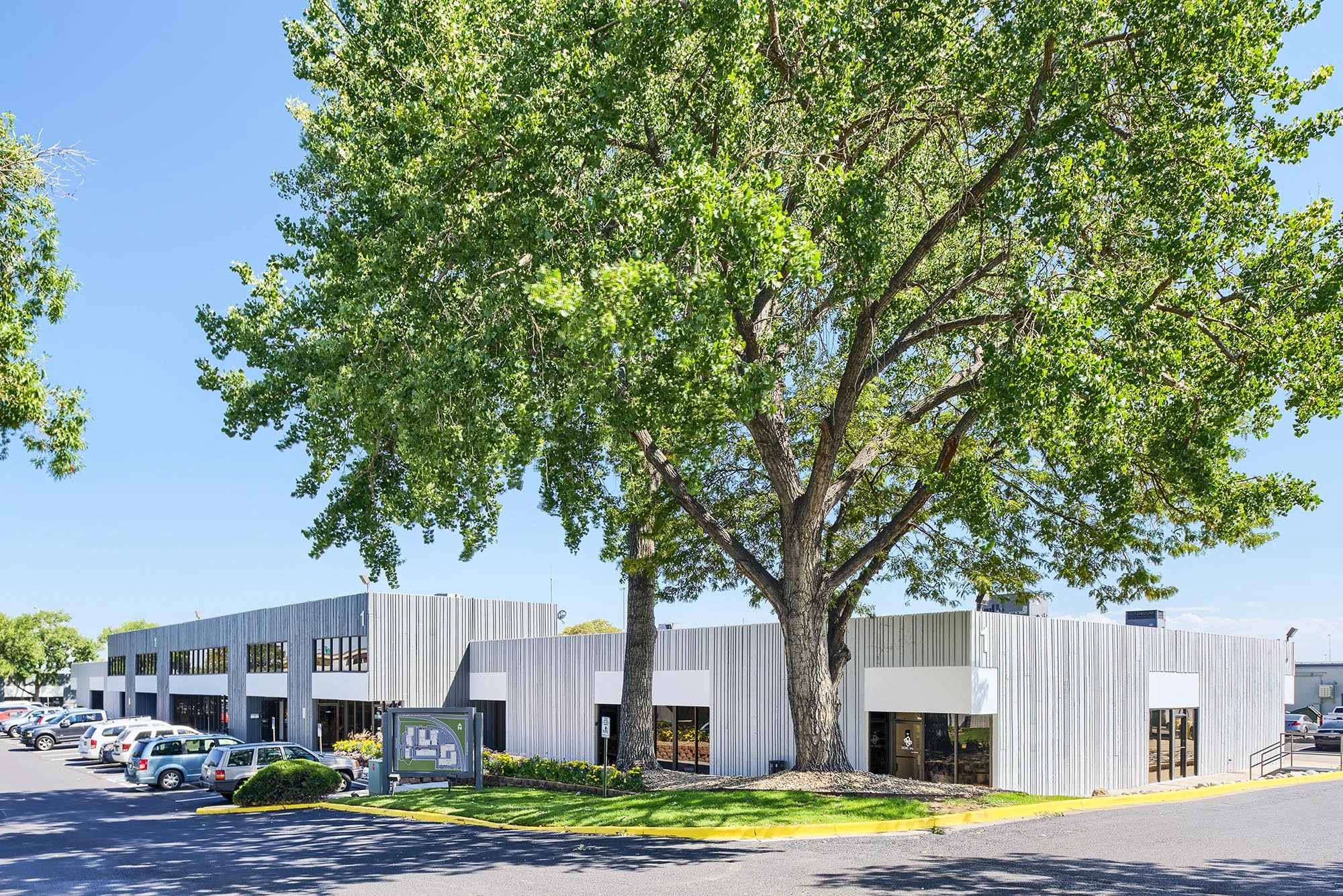 Turnpike Business Park — Lease in Denver, CO, photo 2 of 6
