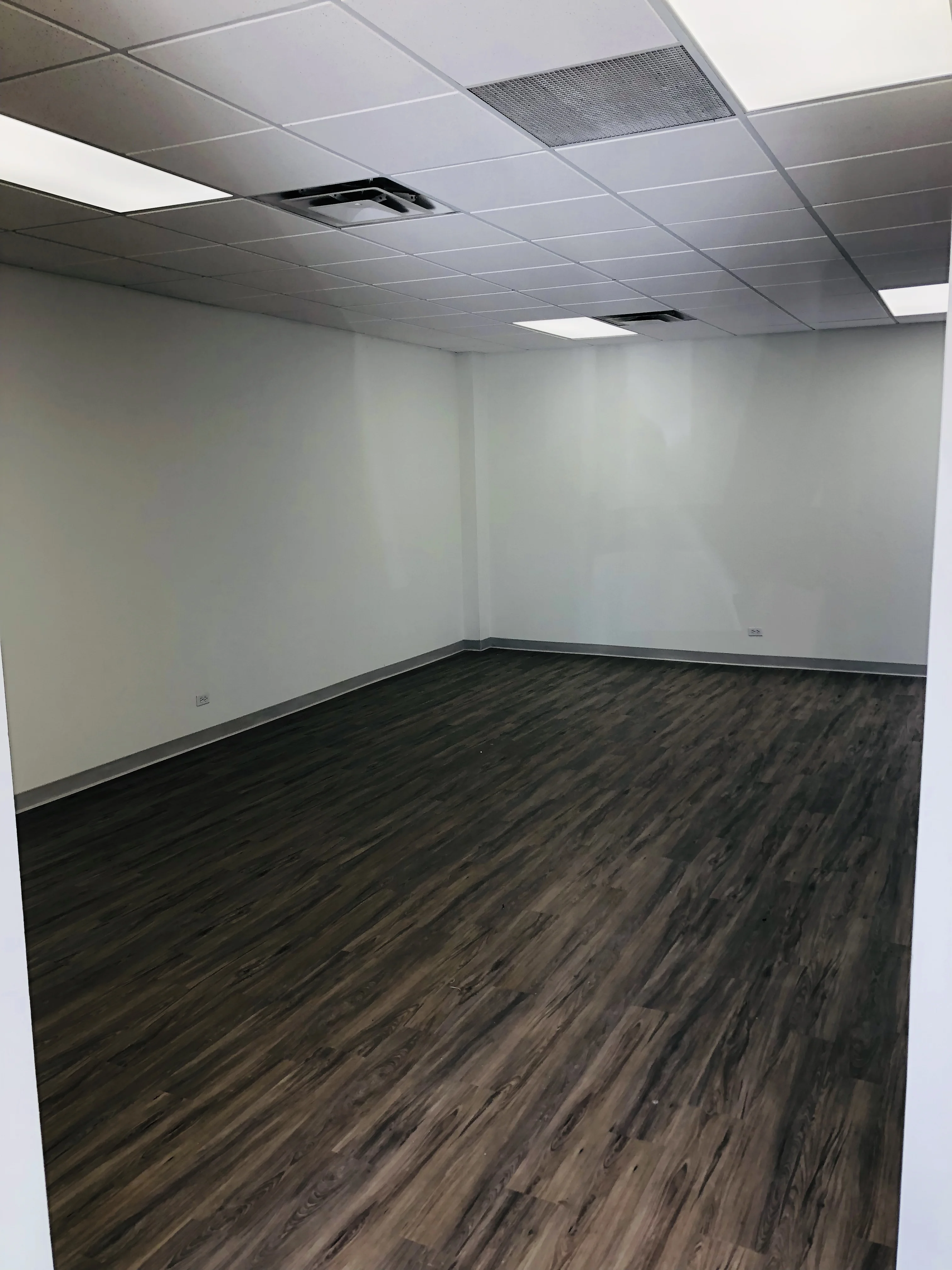 Turnpike Business Park — Lease in Denver, CO, photo 5 of 6