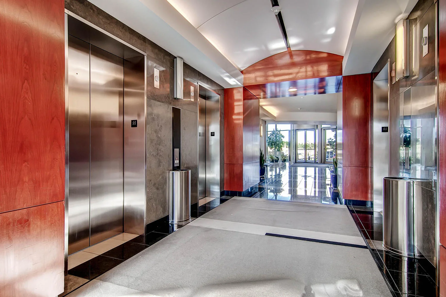 390 Interlocken — Lease in Broomfield, CO, photo 3 of 4