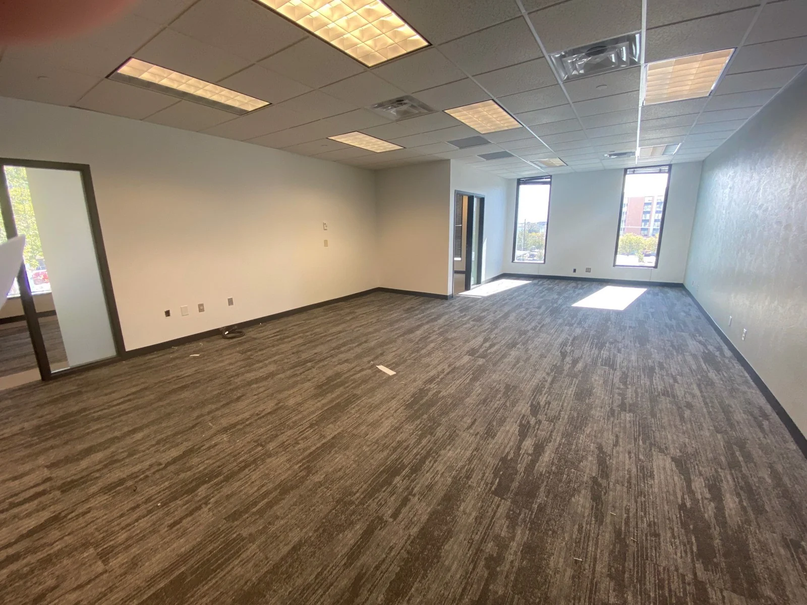 Office in Albuquerque, NM — Lease in Albuquerque, NM, photo 3 of 7