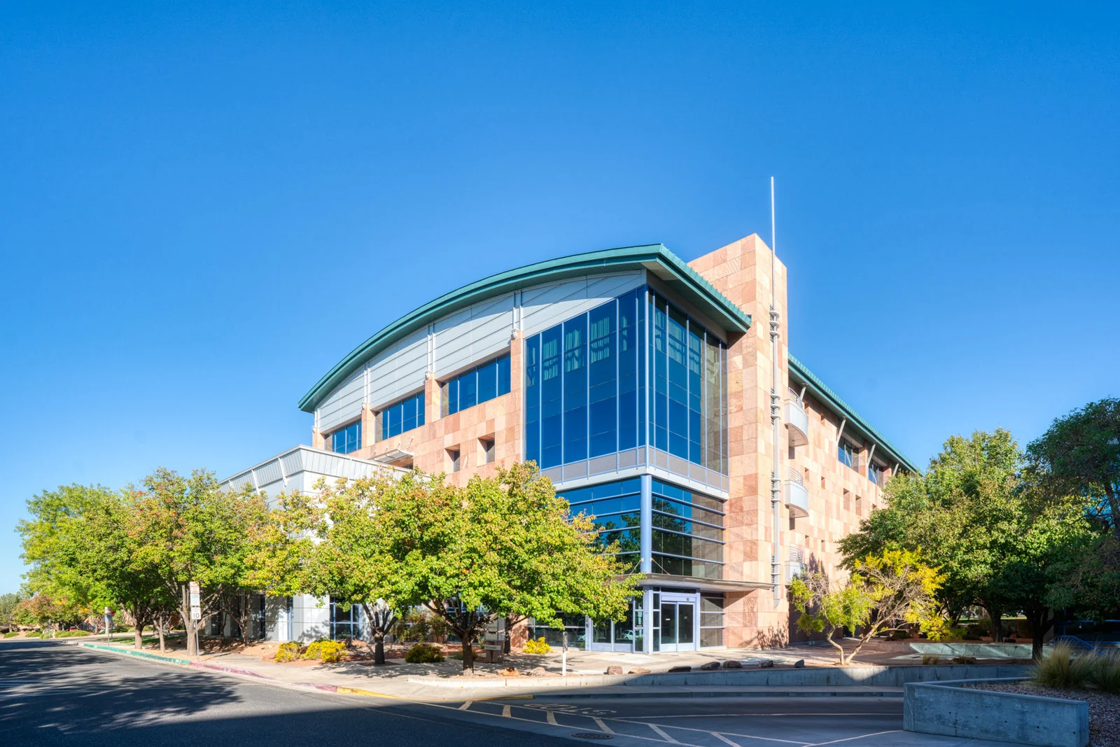 Class A Journal Center 15K Full Floor Opportunities — Lease in Albuquerque, NM, photo 1 of 5