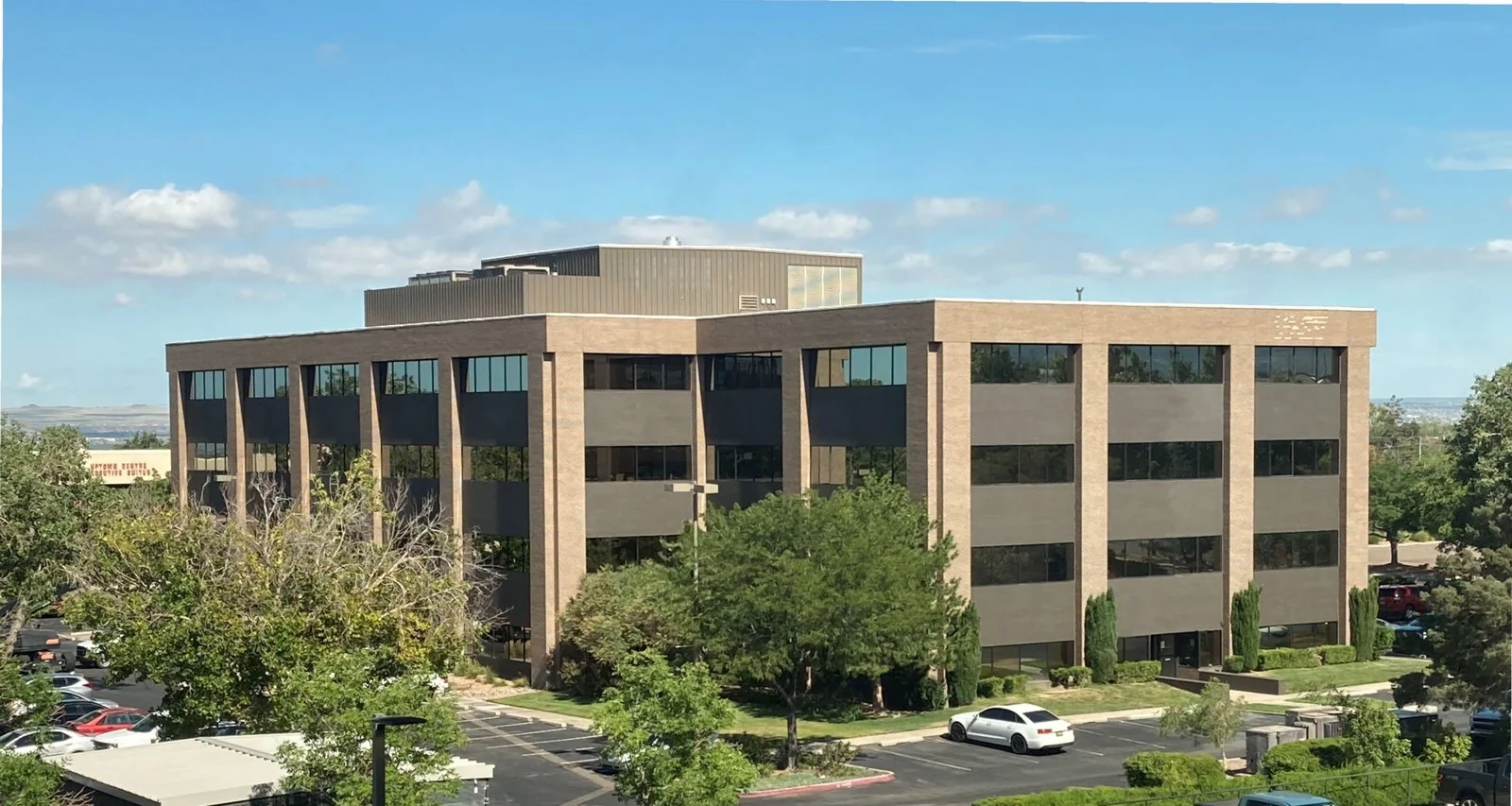 6000 Uptown — Lease in Albuquerque, NM, photo 1 of 8
