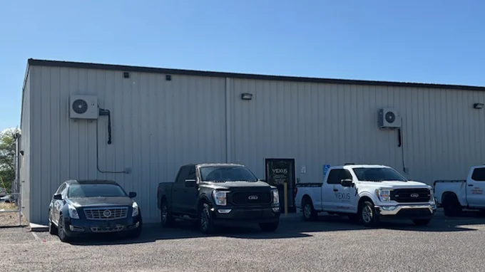 Three Building Industrial Property with Yard — Lease in Albuquerque, NM, photo 5 of 7