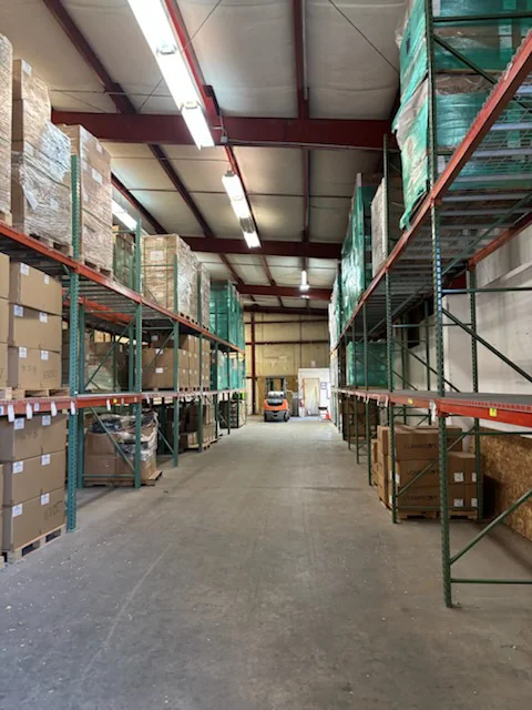 Three Building Industrial Property with Yard — Lease in Albuquerque, NM, photo 4 of 7