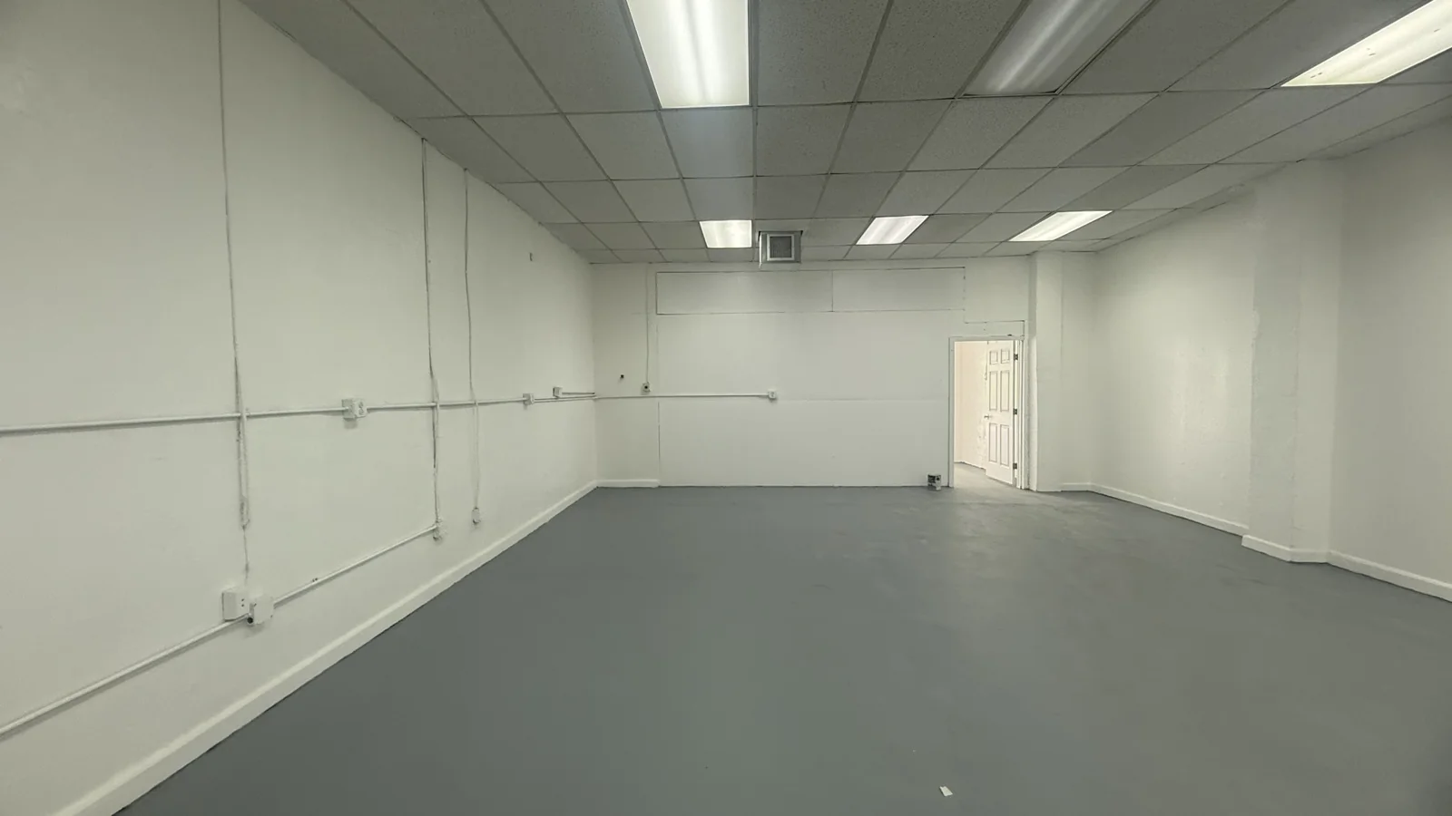 2620 4th St NW - photo 5 - Albuquerque, NM