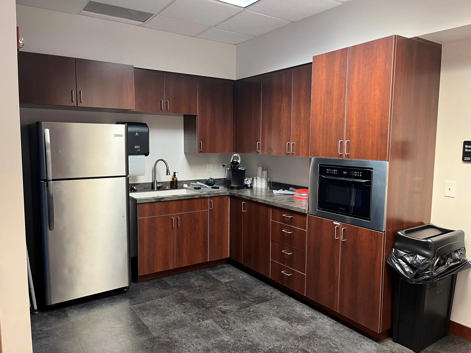 2 East Center Street - Sublease — Lease in Kaysville, UT, photo 7 of 8