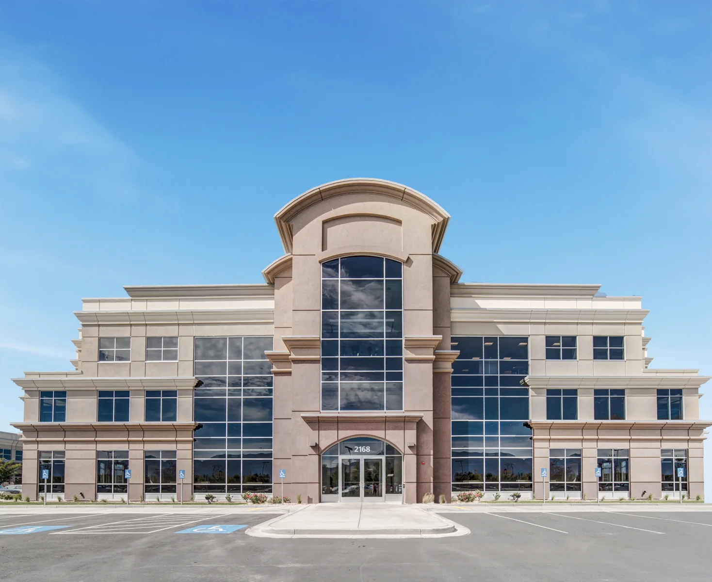 Grove Creek II — Lease in Pleasant Grove, UT, photo 1 of 7