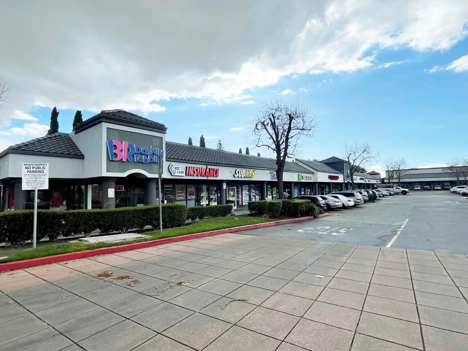 Mission Plaza — Lease in Hayward, CA, photo 2 of 5