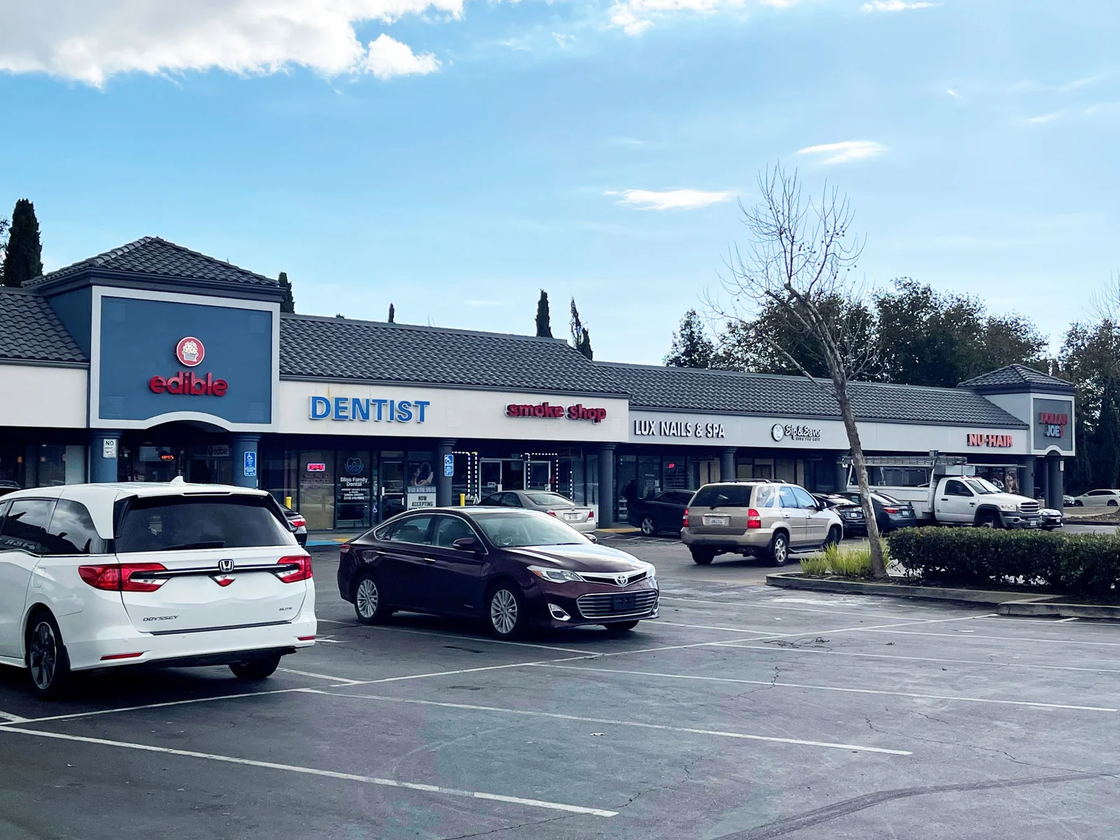 Mission Plaza — Lease in Hayward, CA, photo 4 of 5