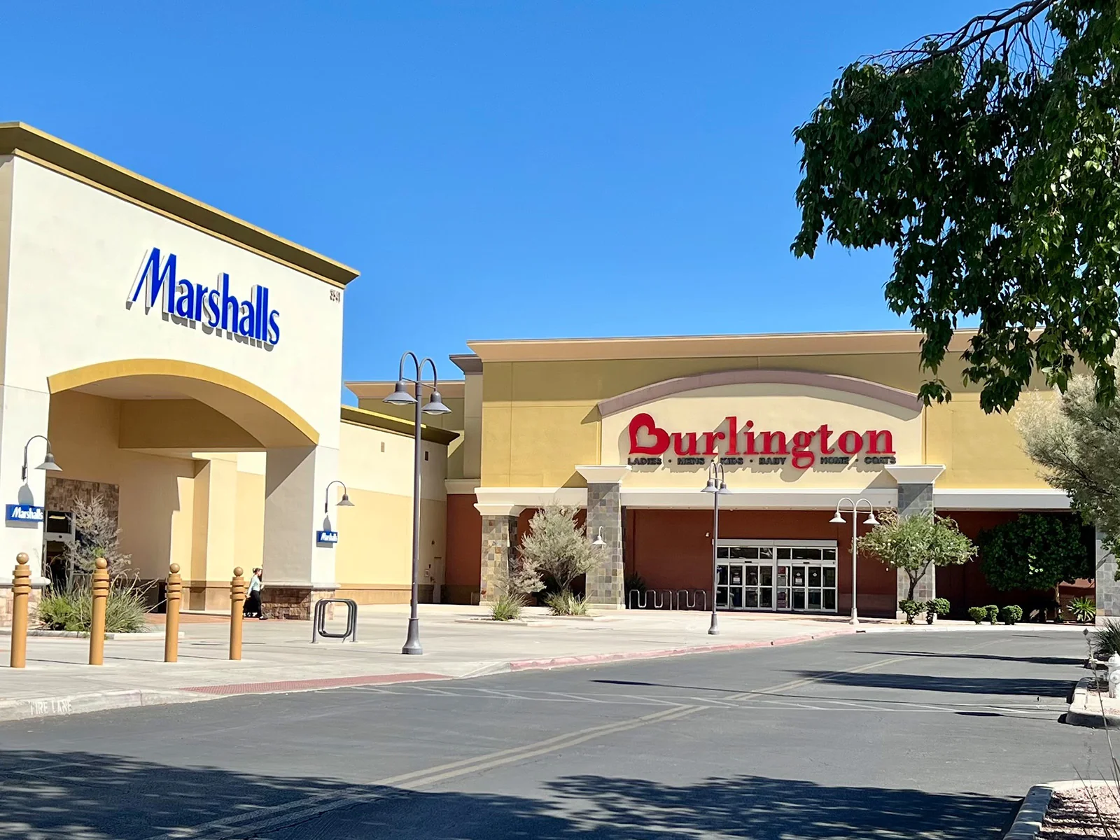 3595 E Broadway Blvd - photo 2 - Tucson, AZ