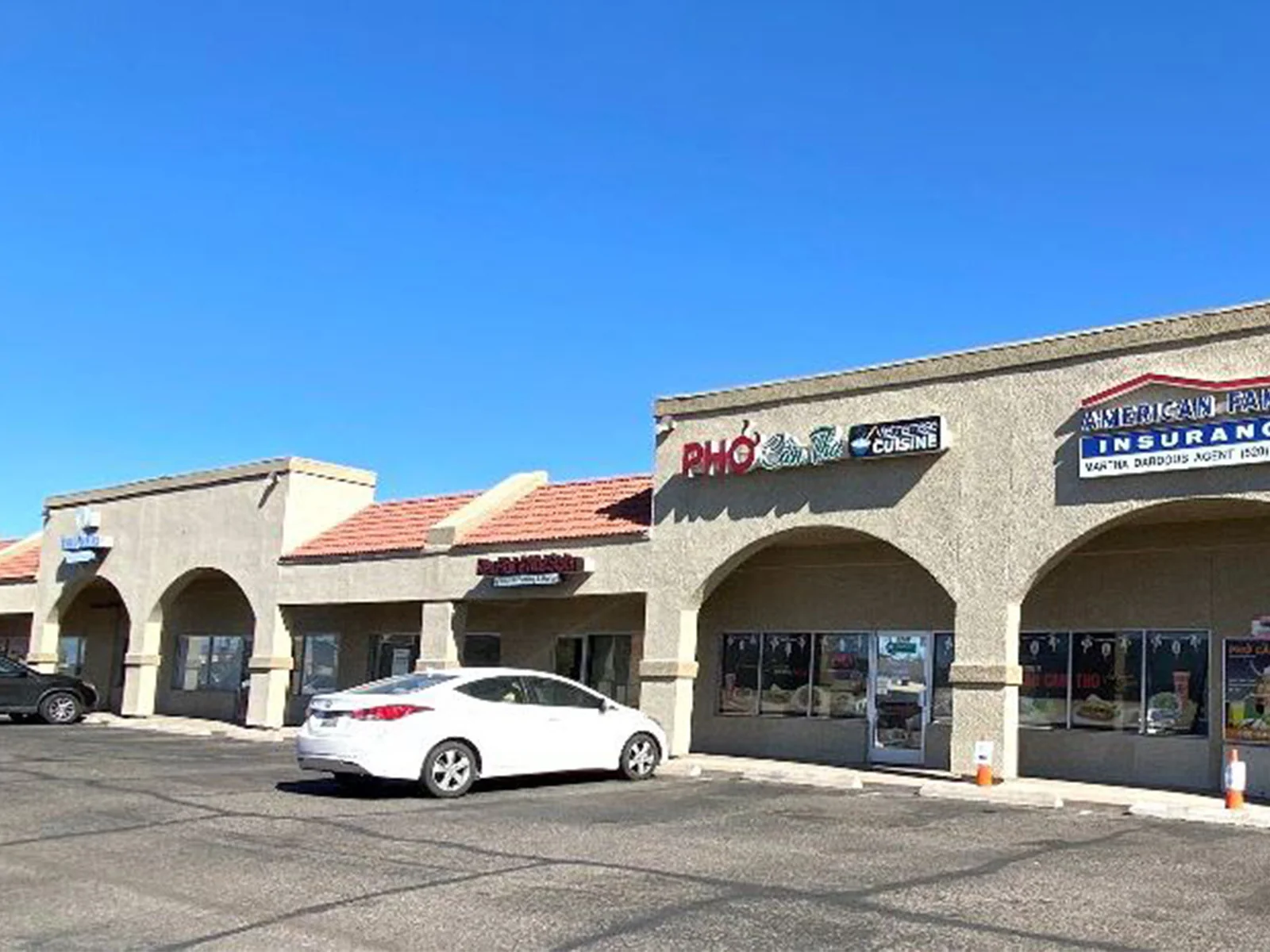 Gee Plaza - retail in Tucson, AZ